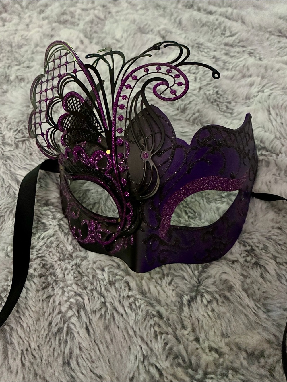 NOLA Mardi Gras Purple Black Metal Filigree Butterfly Masquerade Mask Glitter